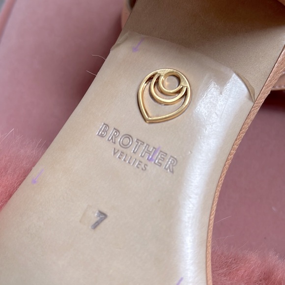 Papaye Tufted Dhara Sandals - Picture 6 of 8